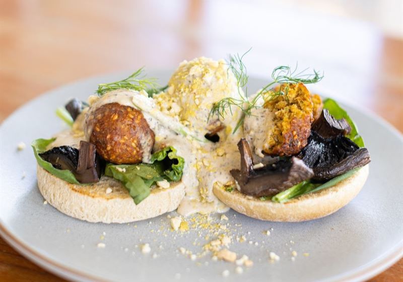 Brisbane's Culinary Treasures: Top Spots for Food Lovers