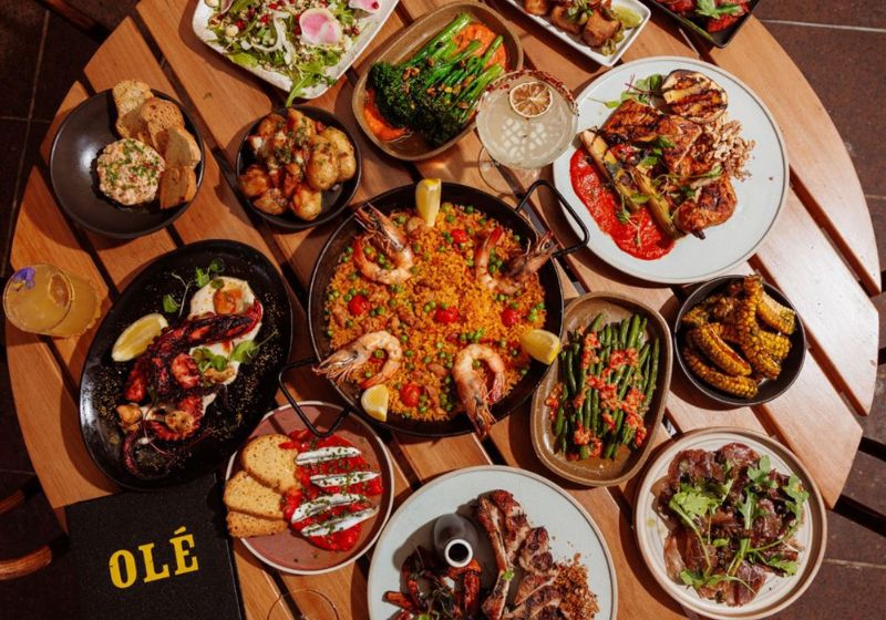 Brisbane's Culinary Treasures: Top Spots for Food Lovers