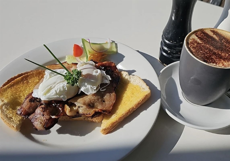 Savouring the Flavours of the Outback: A Culinary Tour of Country Venues