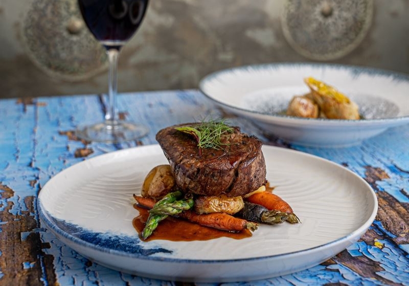 Breathtaking Waterviews: Where Culinary Delights Meet Scenic Vistas