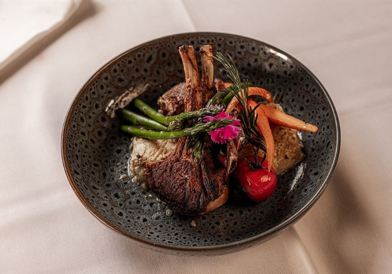 Impressive Culinary Journeys: Explore Chef's Choice Menus