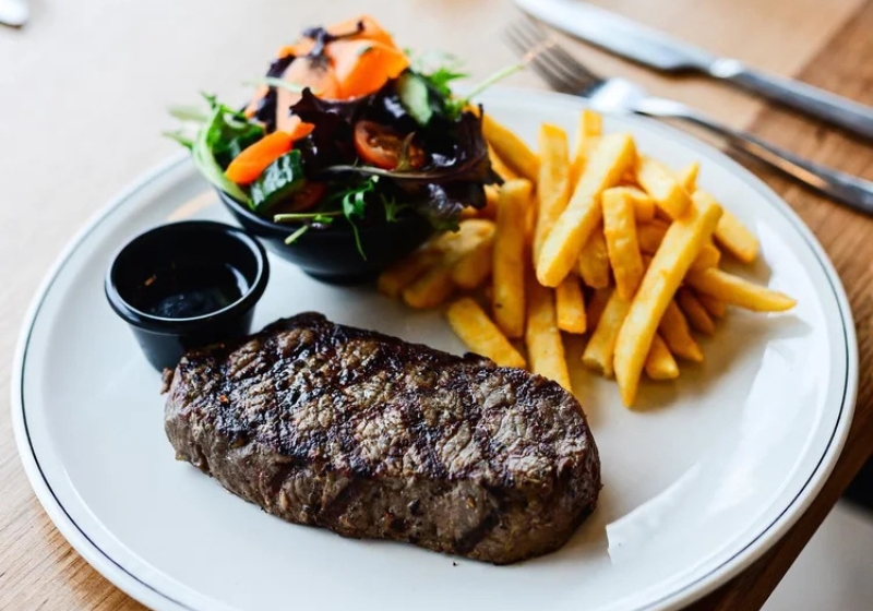 All Day, Every Day: Comfort Dining from Morning to Night