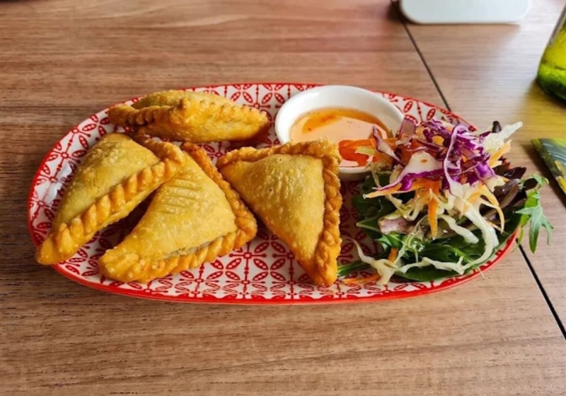 Casual Dining with a Touch of Elegance: Discovering Top Spots for Special Moments