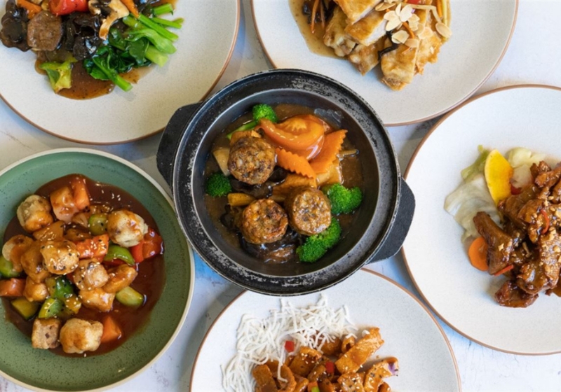 Discover Sydney's Culinary Gems: From Iconic Ocean Views to Plant-Based Wonders