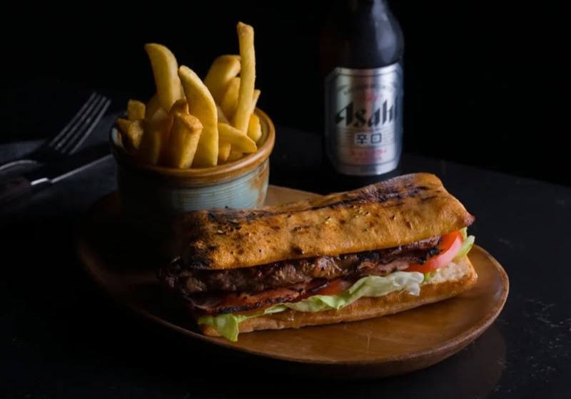 Melbourne's Culinary Hotspots: A Take on Trendy Dining