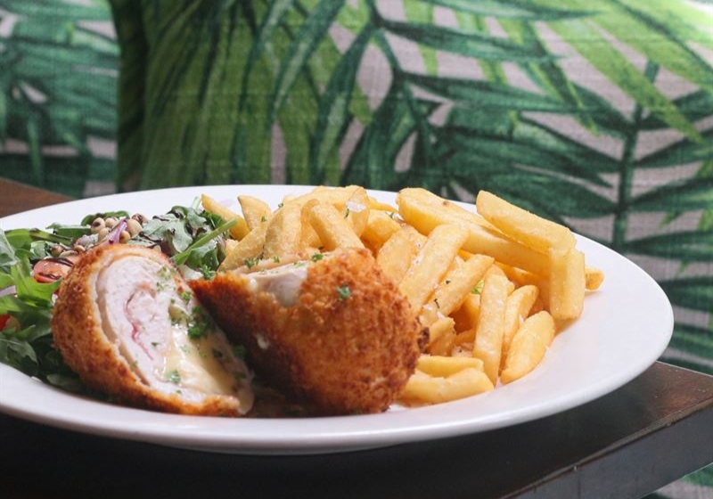 Unforgettable Dining: Restaurants Perfect for Celebrations