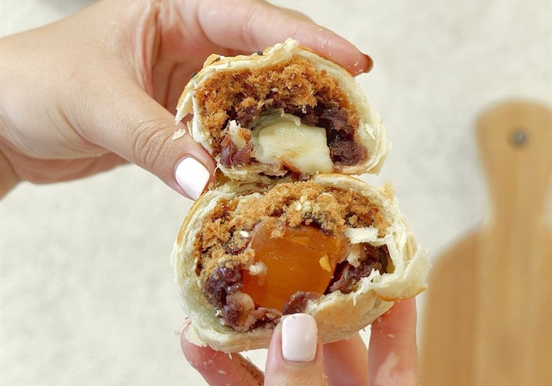 Bite-Sized Bliss: Exploring Artisan Baked Goods Across Australia