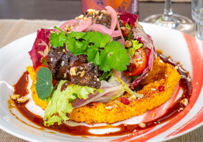 Dining Delights: Restaurants That Set the Mood