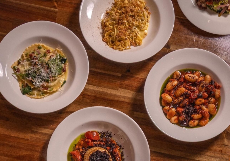 Melbourne's Culinary Gems: A Journey Through Exquisite Dining Experiences