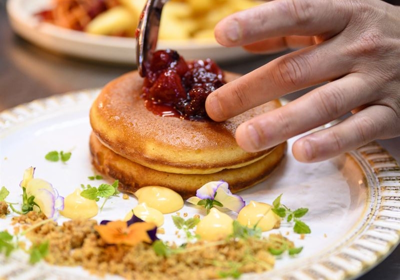 Melbourne's Culinary Gems: A Journey Through Exquisite Dining Experiences