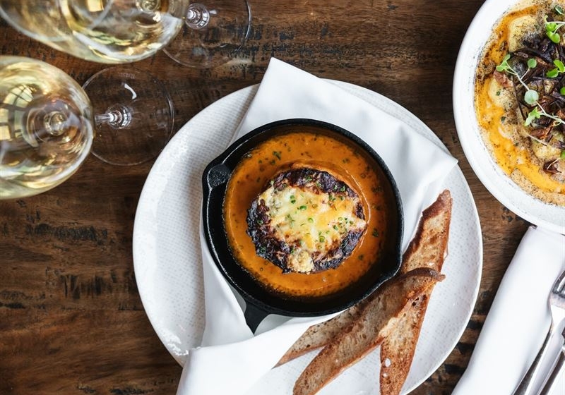 Exploring Brisbane's Culinary Gems: A Taste Tour of Trendy Dining Spots