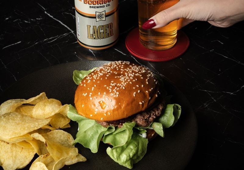 Dine in Style: Melbourne's Hidden Culinary Gems