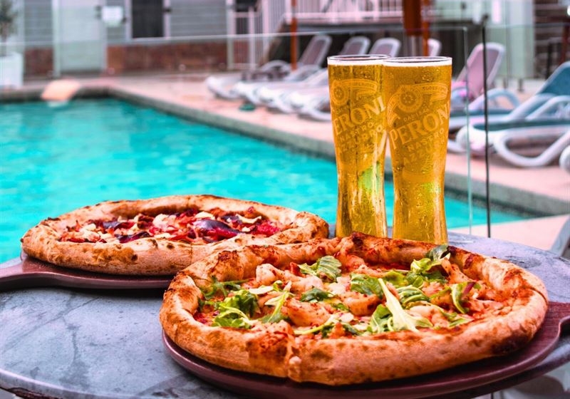 Breezy Alfresco Dining: Discover the Best Outdoor Hotspots