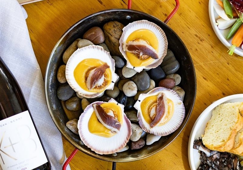 Gastronomic Getaways: Restaurants Worth the Journey