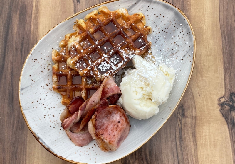 Savouring the Sunrise: The Best Breakfast and Coffee Stops