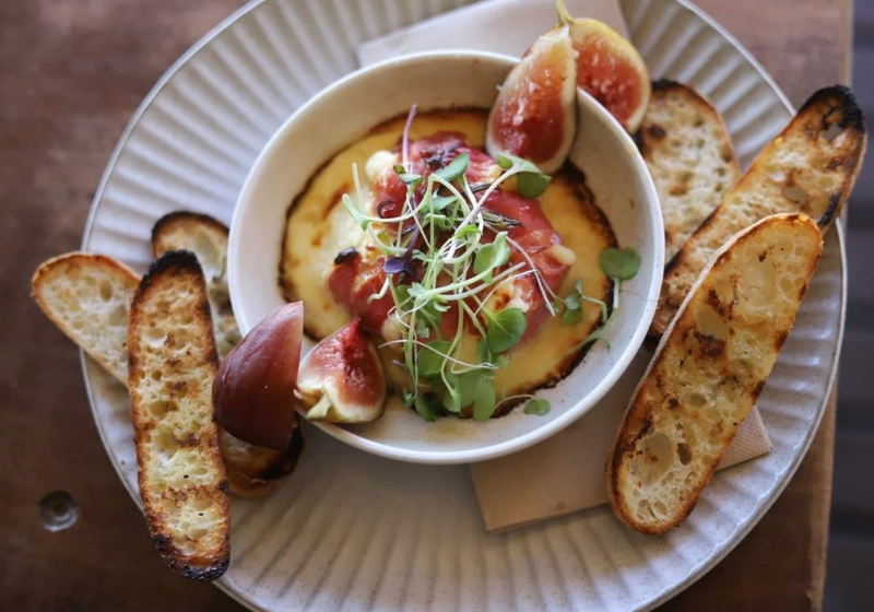 Culinary Cocktails: Bars Where Great Food Meets Great Drinks