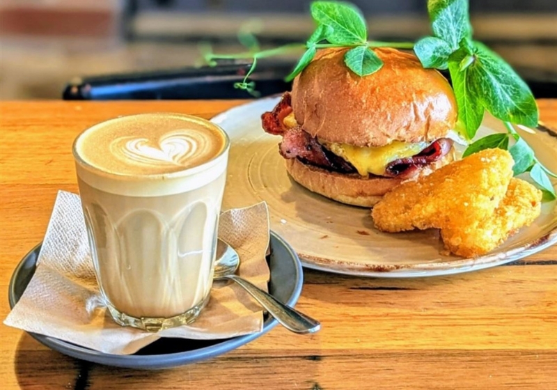 Family-Friendly Dining: Where Good Food Meets Great Times