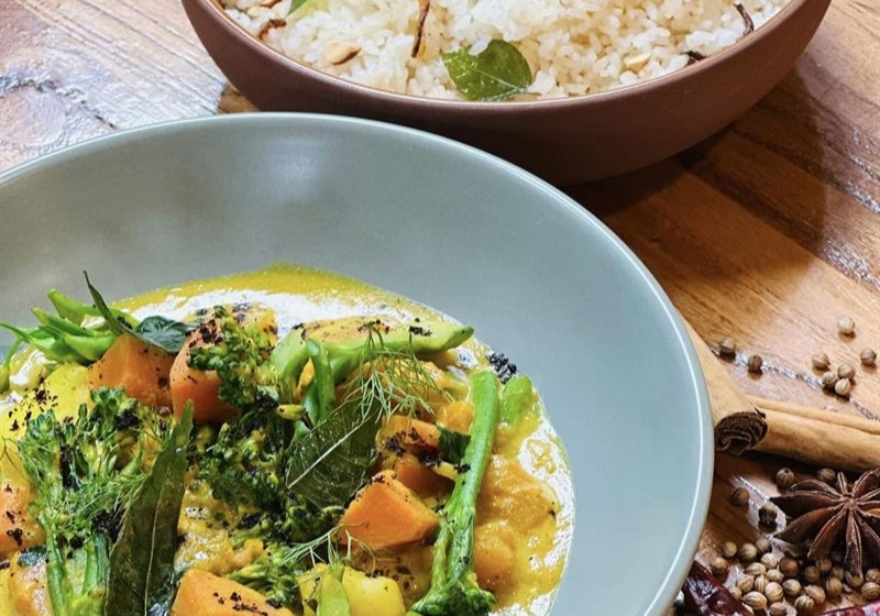 Culinary Wonders: Restaurants That Do It All