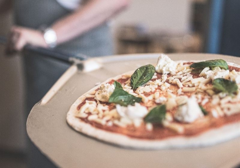 Embers of Taste: Discovering the Charms of Wood-Fired Cuisine