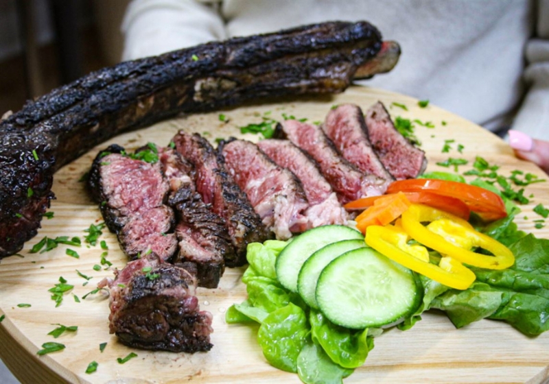 A Carnivore's Paradise: Best Spots for Perfectly Grilled Meat