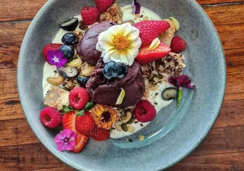 Unwind with Casual Eats: Five Delightful Dining Experiences