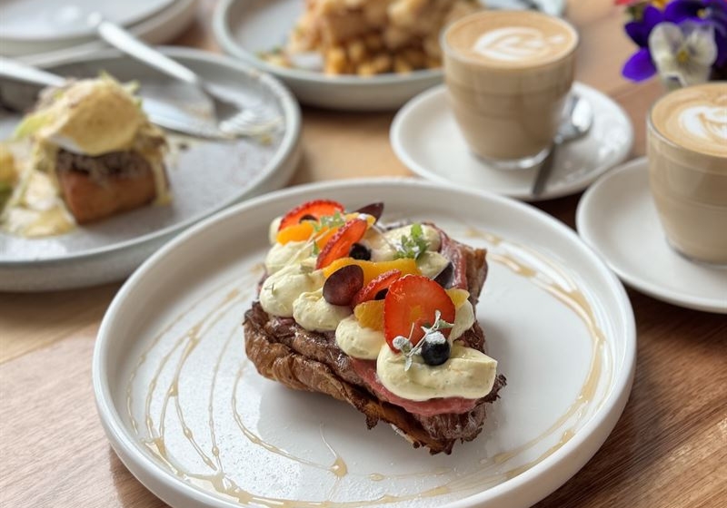 Gather Around: The Best Places for Food, Wine and Good Company