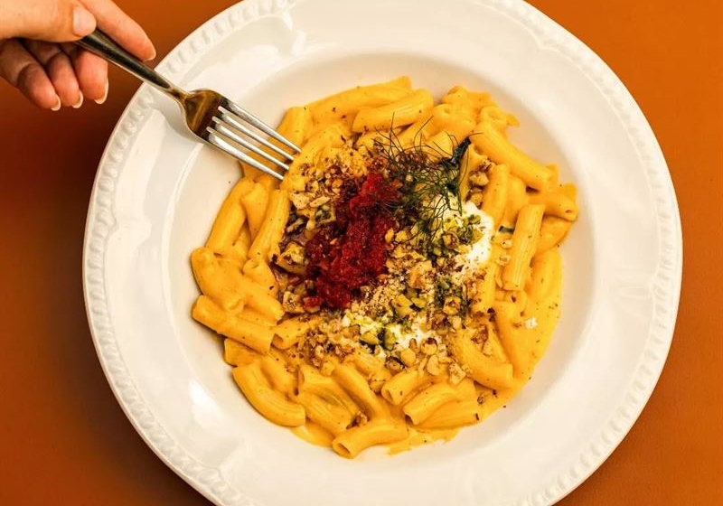 Gather Around: The Best Places for Food, Wine and Good Company