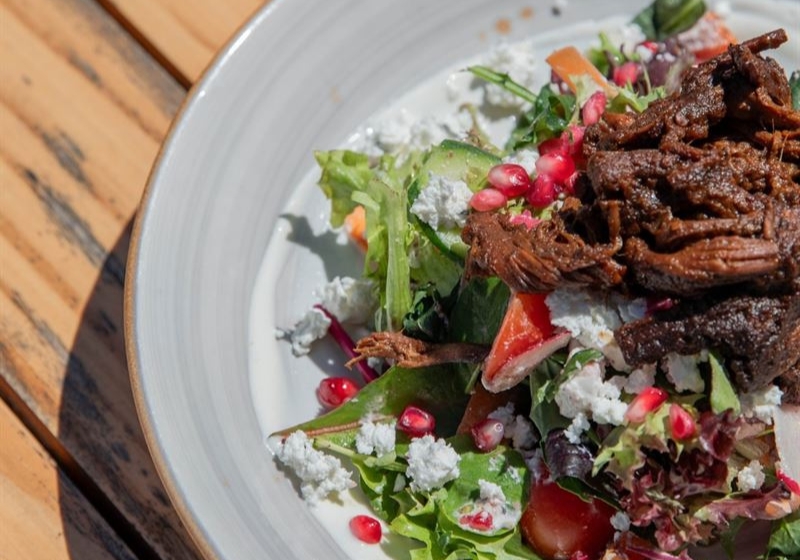 Gather Around: Five Fantastic Venues for Catching Up with Friends Over Great Food