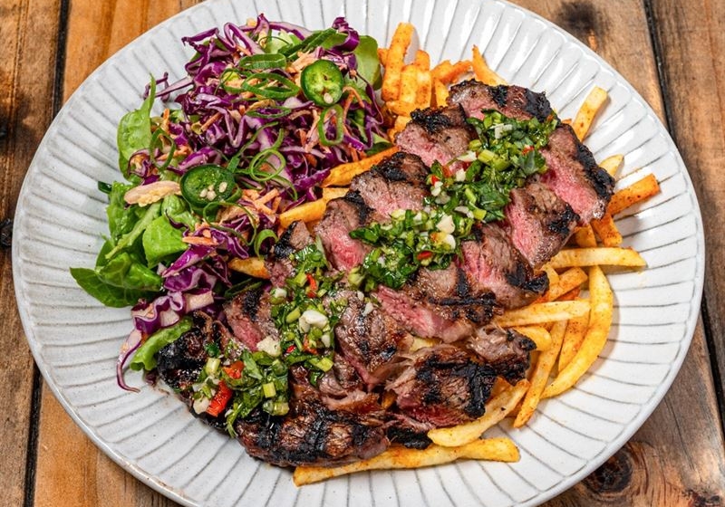 Savouring the Best: Restaurants Serving Big Flavour