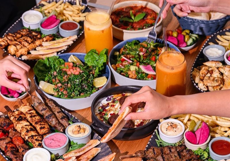 Melbourne's Culinary Gems: Must-Eat Restaurants to Delight Your Palate