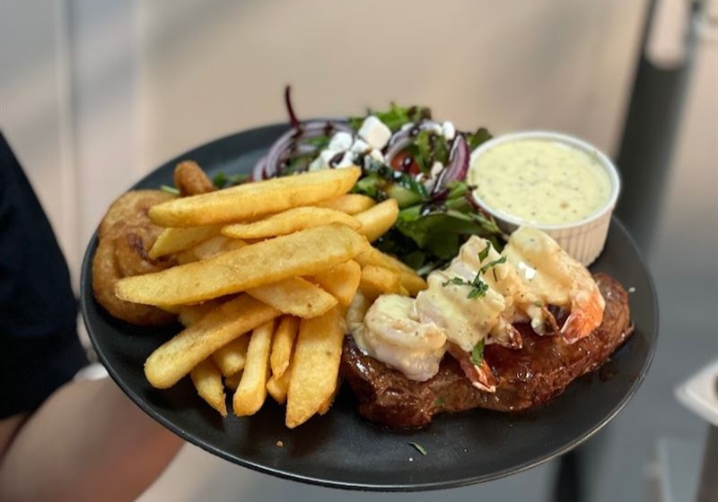 Savouring the Afternoon: Top Venues for Long Lunches with Friends