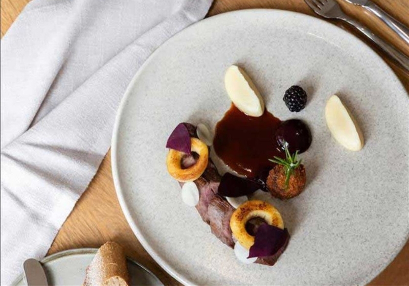 Savouring the Afternoon: Top Venues for Long Lunches with Friends