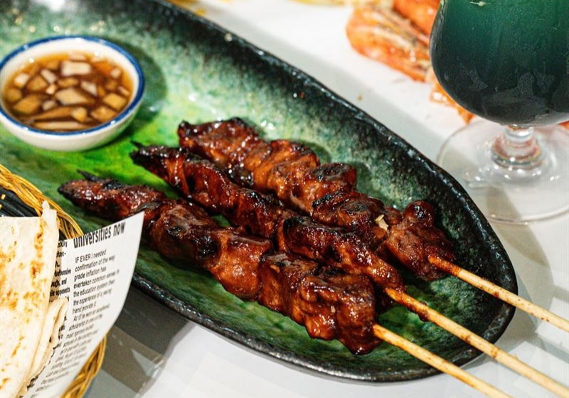 Melbourne’s East Has a Filipino Seafood Feast You Need to See to Believe