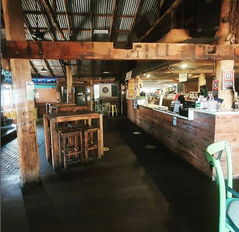 Kinross Woolshed Hotel, Thurgoona Bars Reviews, Phone, Bookings AGFG