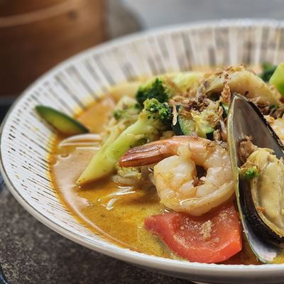 Fusion & Dumplings House