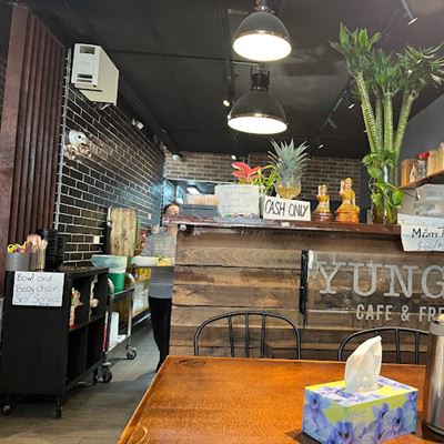Yung Lee Cafe & Restaurant