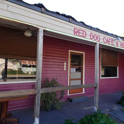 Red Dog Cafe and Restaurant