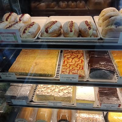 Arndale Hot Bread & Cakes