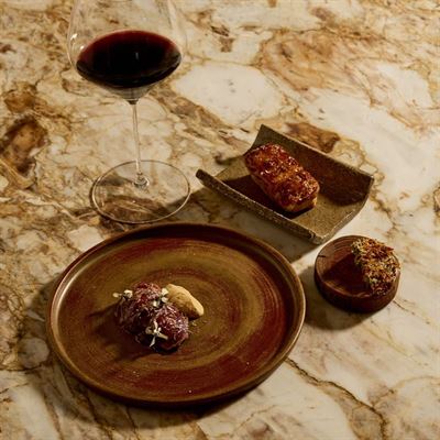 LVN Restaurant at Bird in Hand