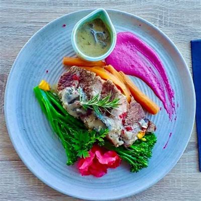 Marina Balaena Restaurant