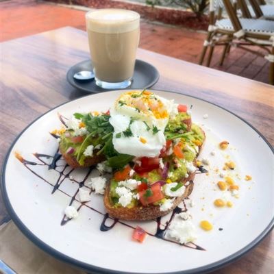 Skina's Coffee House