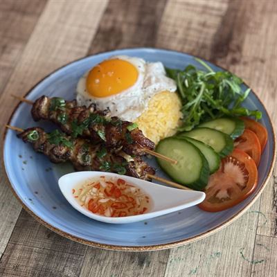 Halcyon Nest Vietnamese