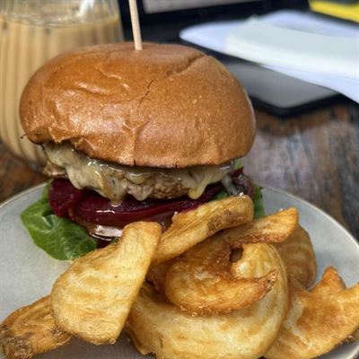 Cafe Phillies on Beerburrum