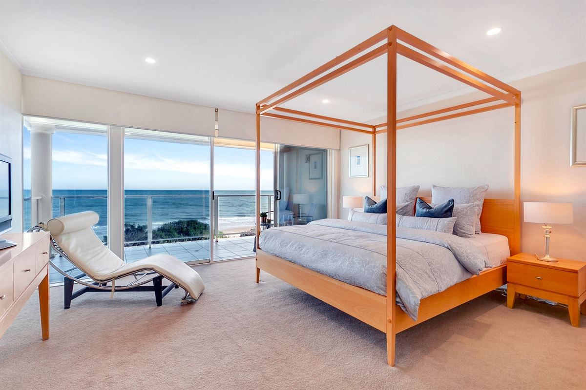 Adelaide Luxury Beach House Henley Beach Reviews Phone Bookings AGFG   Adelaide Luxury Beach House 15 