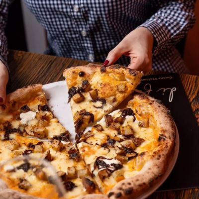 di francesco Cucina Italiana Woodfired Pizza