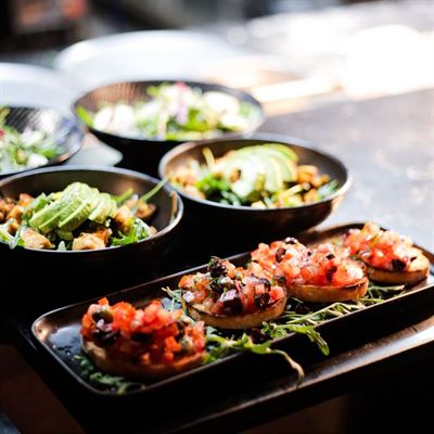 Rhonda's Restaurant & Bar