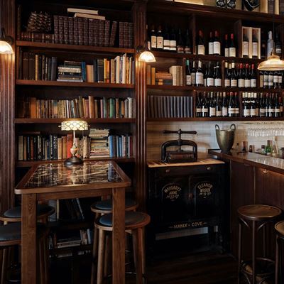 Henry G's Wine Parlour