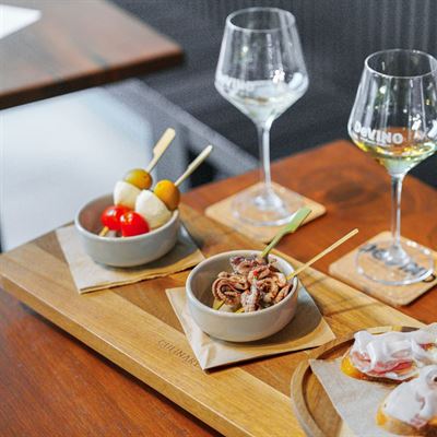 DeVINO Wine and Salumi