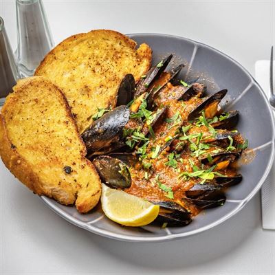 Glen Forrest Cafe & Restaurant