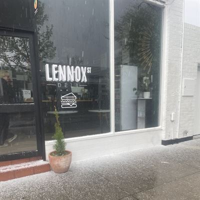 Lennox St Deli